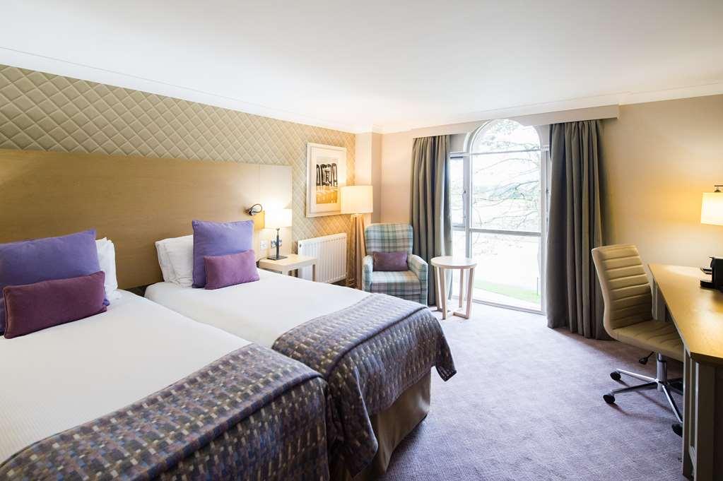 The Belfry Hotel & Resort Sutton Coldfield Oda fotoğraf