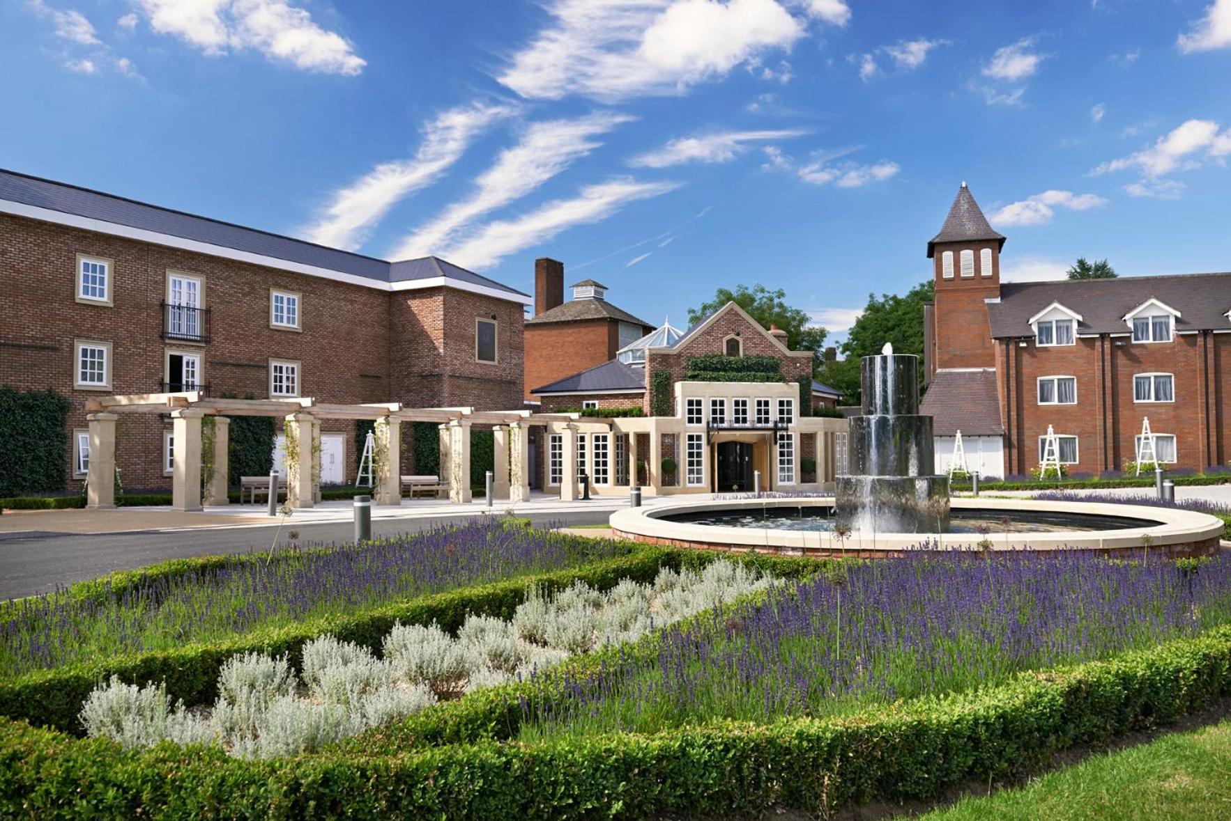 The Belfry Hotel & Resort Sutton Coldfield Dış mekan fotoğraf