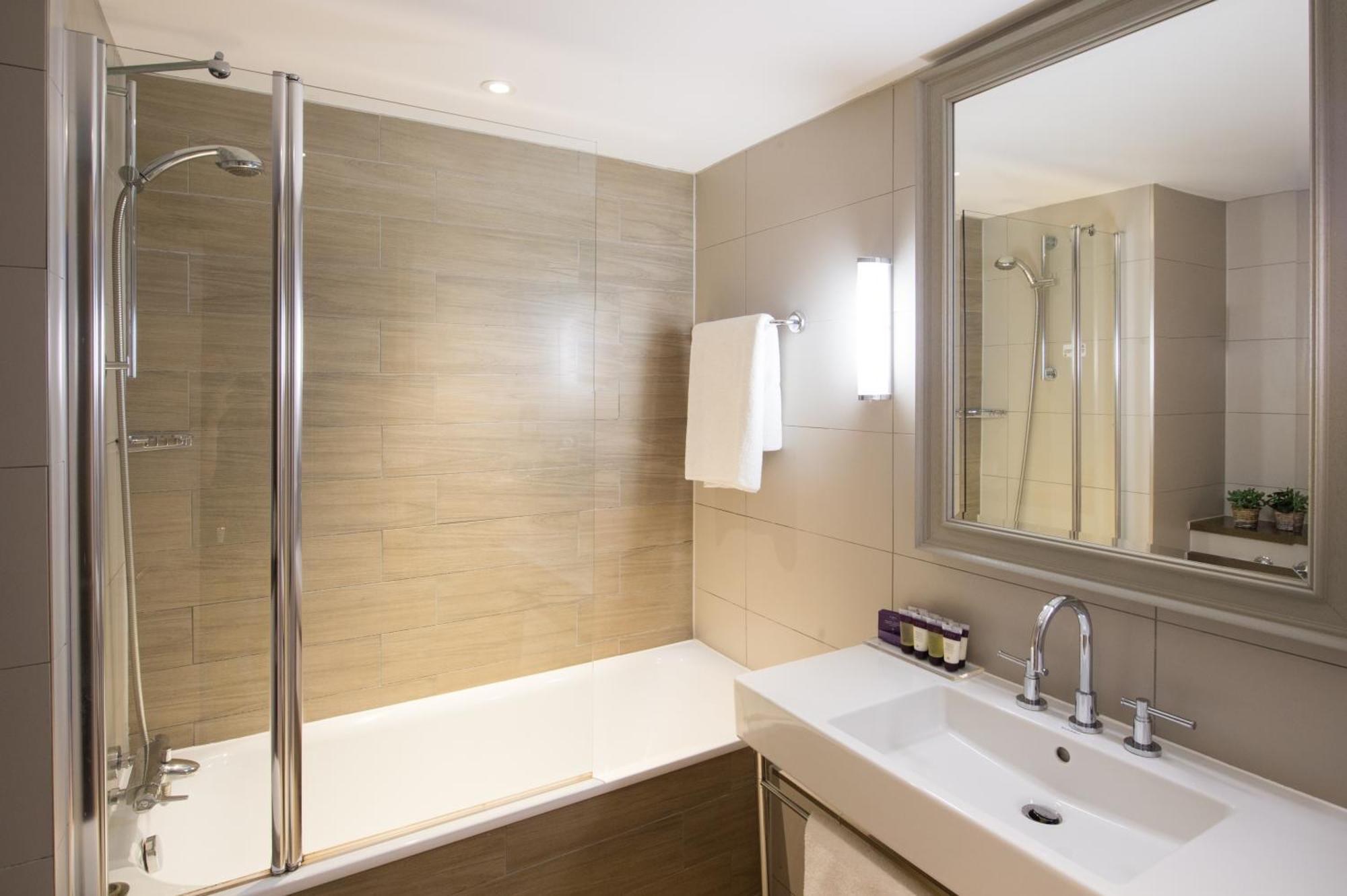 The Belfry Hotel & Resort Sutton Coldfield Dış mekan fotoğraf