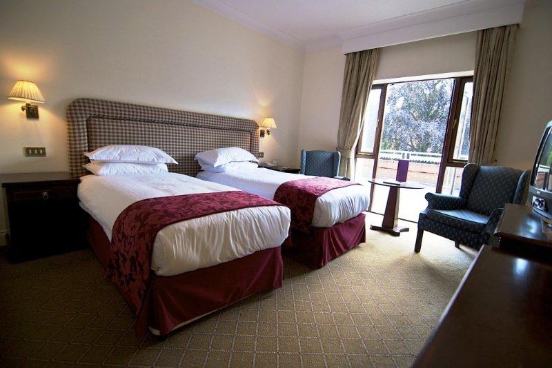 The Belfry Hotel & Resort Sutton Coldfield Dış mekan fotoğraf